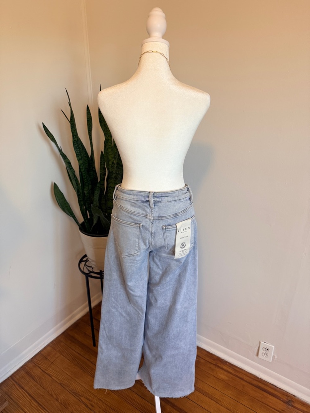Risen | Light Wash High-Rise Palazzo Jeans - Picture 2 of 11